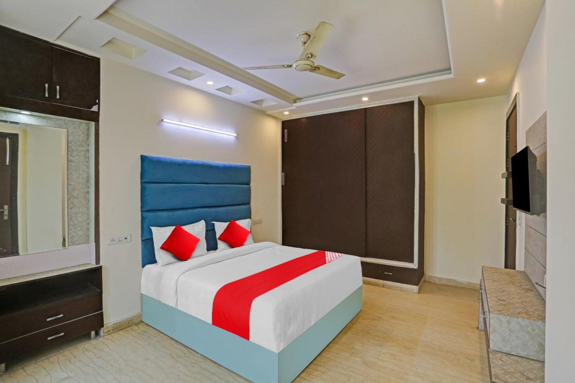 Hotel O Golden Key Inn Punjabi Bagh New Delhi Exterior photo
