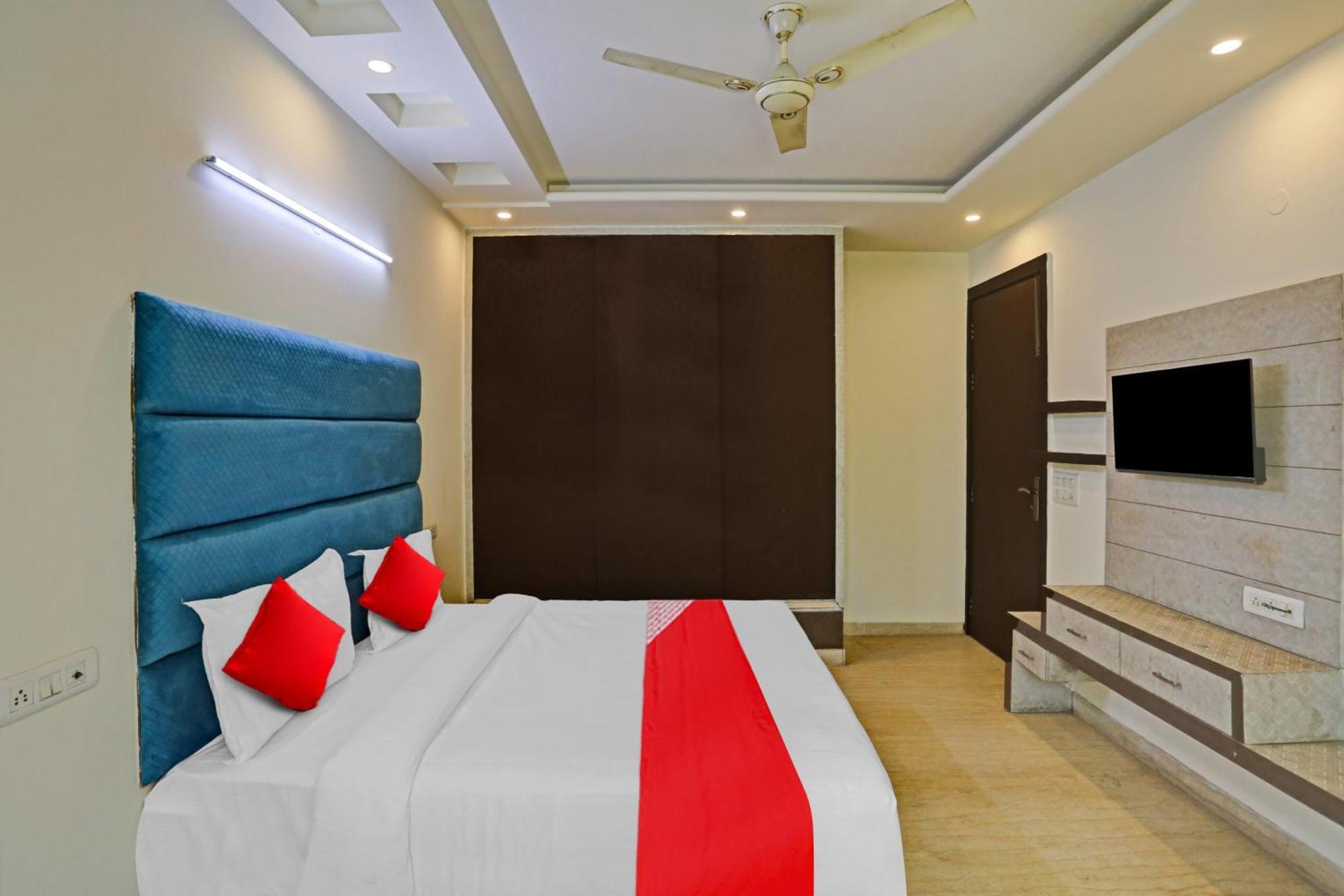 Hotel O Golden Key Inn Punjabi Bagh New Delhi Exterior photo